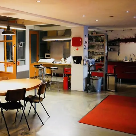 Studioplus فندق مبيت وإفطار