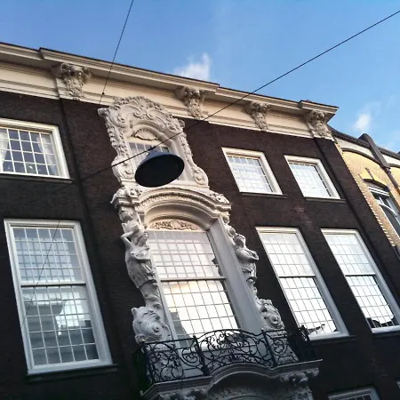 Studioplus فندق مبيت وإفطار