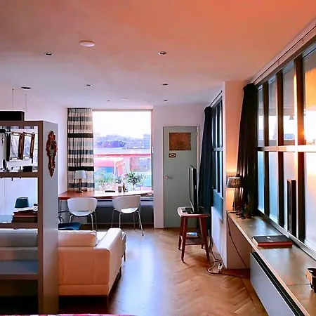Bed & Breakfast Studioplus